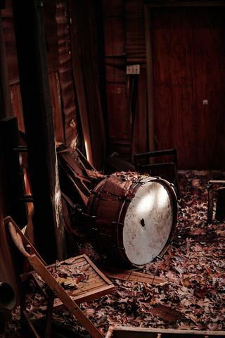 黑柱旁的陷阱鼓