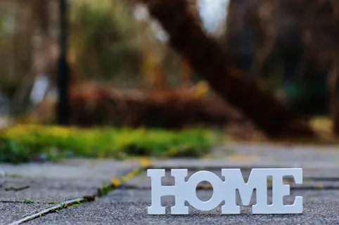 特写照片，独立于家中的信件，家，在家，运气，放松，关注前景，没有人