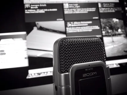 灰度摄影电容话筒