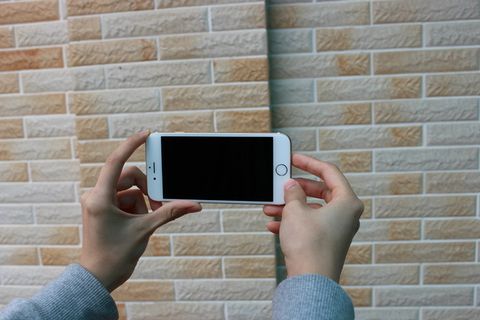 iphone、6、6s、hand、phone、girl、apple、wall