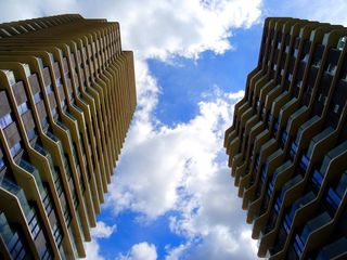 云，建筑，玻璃，摩天大楼，建筑设计，建筑，蓝天，当代
