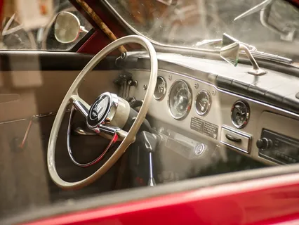 荷兰阿姆斯特丹，暖色调，深褐色，复古汽车，复古，萨博内饰，老式内饰