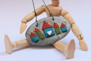 木制、聚合物粘土、手工制作、房屋、家庭、项链、产品拍摄、产品拍摄