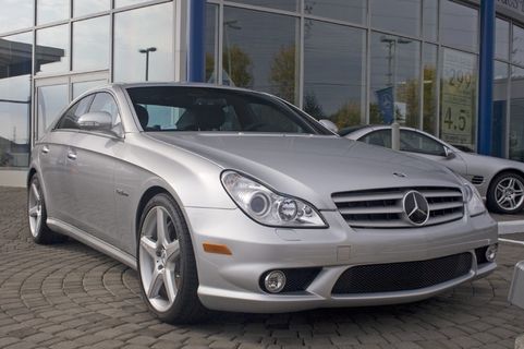 汽车、轿车、豪华车、汽车、经销商、经销商、梅赛德斯