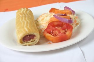 馅饼、零食、零食、食物、盘子、食物和饮料、即食、特写