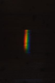 黑色和绿色LED灯