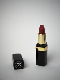 工作室拍摄，室内，无人，复制空间，静物，口红，灰色背景，技术