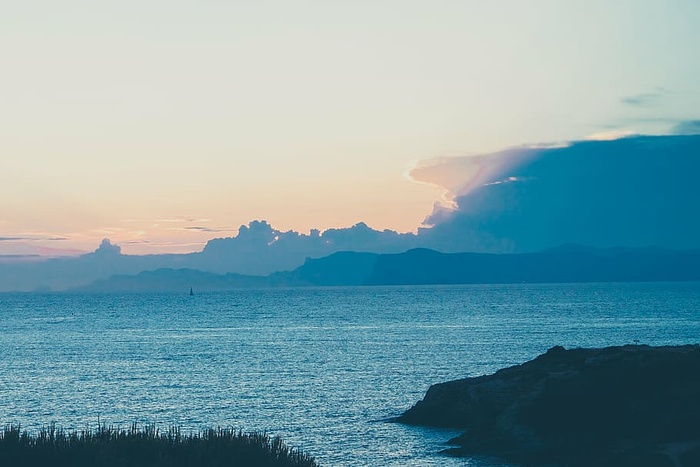 照片，海洋，山脉，白天，风景，镜头，身体，水