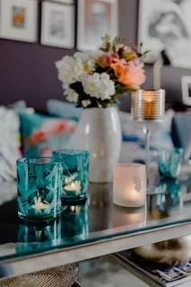 带舒适沙发的现代客厅