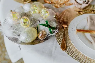 复活节餐桌装饰