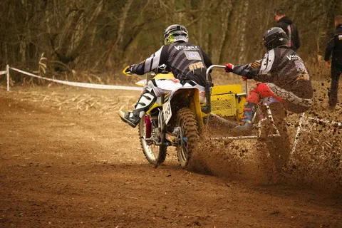 越野车,摩托车,比赛,摩托车越野赛,摩托车,比赛,比赛,越野赛,摩托车越野赛 越野车,摩托车,比赛,摩托车越野赛,摩托车,比赛,比赛,越野赛,摩托车越野赛