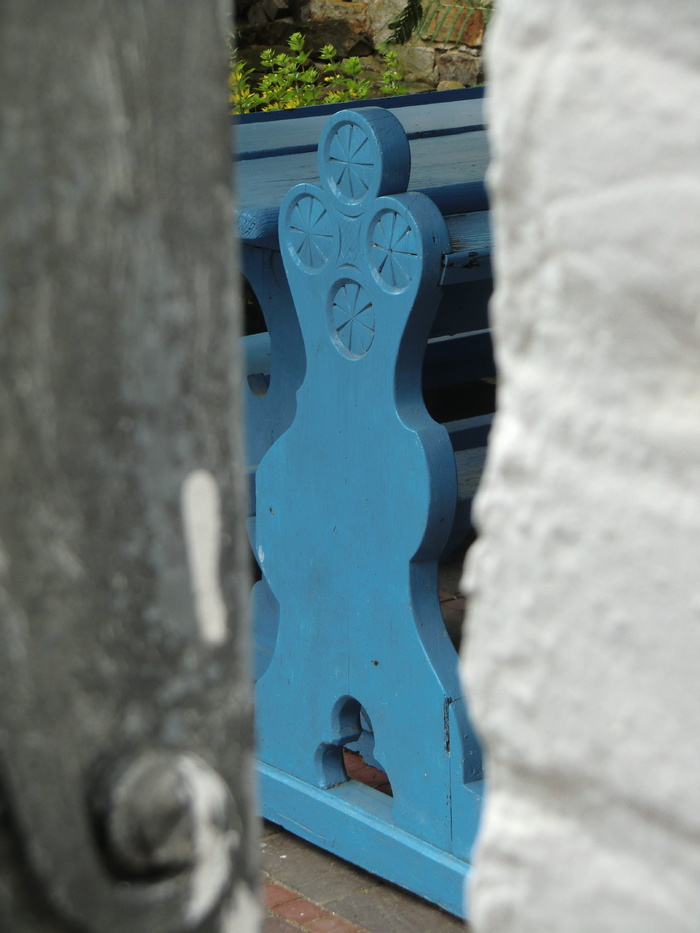 皮尤、insight、blue bank、白天、特写、无人、表象、金属