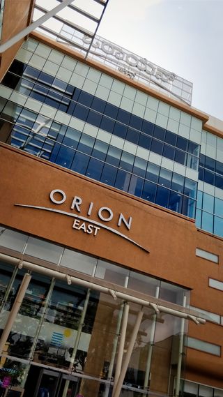 印度，班加罗尔，dodda banaswadi main路，城市，建筑，智能手机摄影，东部，猎户座东部