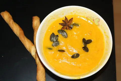 汤，南瓜，南瓜汤，温暖，素食，食品和饮料，食品，健康饮食