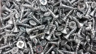 灰色螺丝批，螺丝，十字螺丝，金属制品，工艺品，工匠配件，螺纹，制造