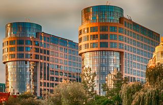 建筑, 建造, 摩天大楼, 正面, 玻璃, 窗口, 闪亮, 傍晚太阳的反射