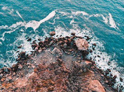 海滩的高角度摄影