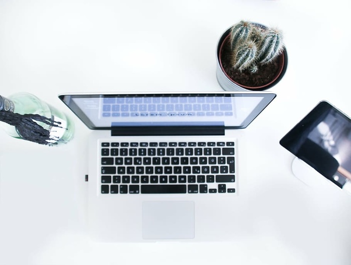 打开macbook pro、笔记本电脑、苹果、macbook、电脑、浏览器、研究、学习