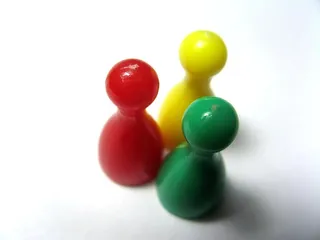 人物、团体、游戏、小品、场景、静物、白色背景、室内