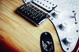 电子、吉他、音乐、乐器、桌子、室内、高角度视野、通讯