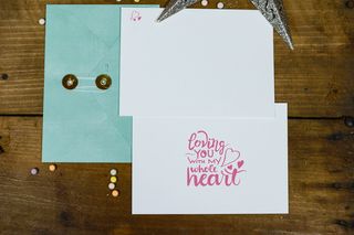 纸，铝，情人节文字艺术，字母模型，字母模型，字母模型，Mockaroon，Love