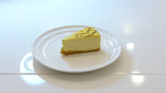 咖啡、糕点、点心、下午茶、蛋糕、食品和饮料、食品、盘子