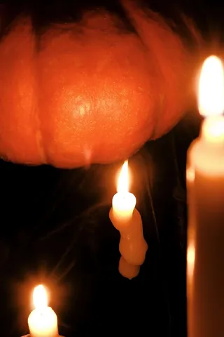 蜡烛、庆典、庄稼、黑暗、装饰、魔鬼、恐惧、食物