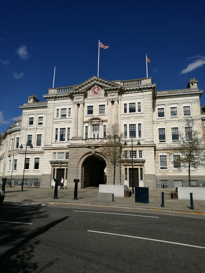 Maidstone，Sessions House，英国，肯特，肯特郡议会，国旗，政治，建筑