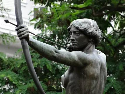 Luczniczka，Bydgoszcz，雕像，雕塑，Luczniczka，Bydgoszcz，人物，艺术品，公园