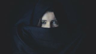 黑色头巾，人，女孩，女人，脸，黑色，衣服，人眼