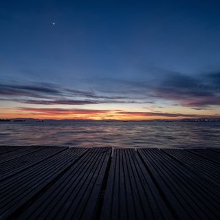 建筑物、木板路、桥梁、水、滨水、码头、码头、港口