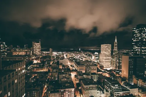 航拍、照片、建筑物、灯光、夜间、旧金山、湾区、加利福尼亚 航拍、照片、建筑物、灯光、夜间、旧金山、湾区、加利福尼亚