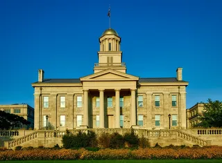 爱荷华州爱荷华市旧石国会大厦，建筑，结构，建筑，地标，历史