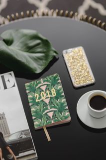 2018年日历议程黑表顶视图 2018年日历议程黑表顶视图