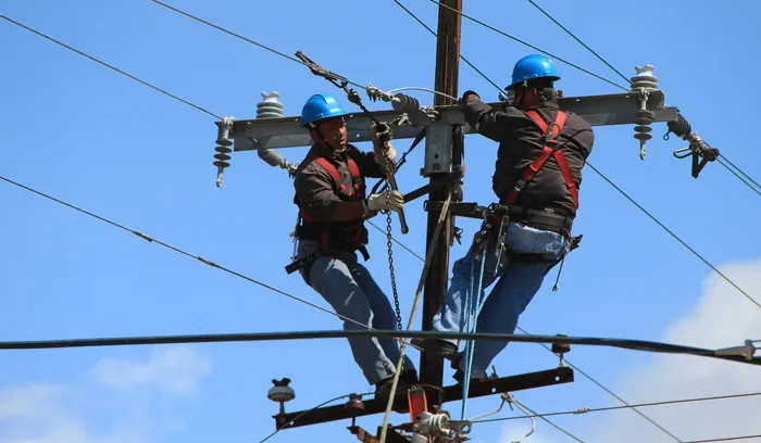 *，boquete，线路，攀爬，安全，电气，头盔，杆子