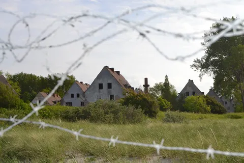 铁丝网, 失效, 首页, 房子, 建筑外观, 建筑结构, 住宅建筑, 建筑 铁丝网, 失效, 首页, 房子, 建筑外观, 建筑结构, 住宅建筑, 建筑
