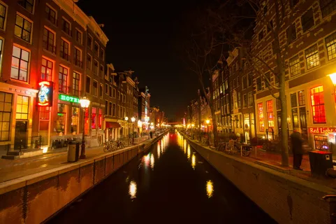 阿姆斯特丹,运河,灯光,夜晚,夜生活,红灯区,水,照明 阿姆斯特丹,运河,灯光,夜晚,夜生活,红灯区,水,照明