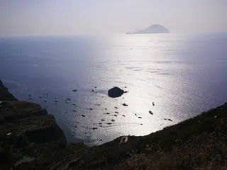 盐碱地、岛屿、船只、景观、地平线、夏天、假日、大海