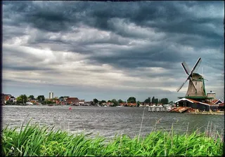 布朗、风车、车身、水、白天、荷兰、zaanse schans、风暴