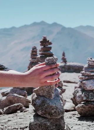 填石堆的人，秘鲁，手指，人，人，marcahuasi-san pedro de casta，碎石，山