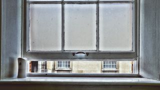 白色窗口窗格插图