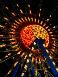 啤酒节、博览会、民俗节、灯饰、游乐园、游乐园游乐设施、艺术文化娱乐、夜间