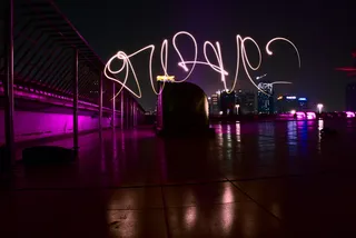 夜晚的城市天际线