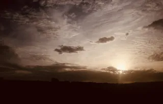 罗马尼亚，克卢日纳波卡，斯特拉达·坎普卢伊120，光，天空，太阳，云，早晨