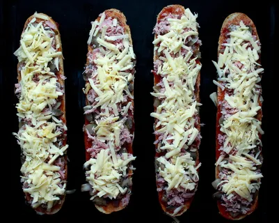 食物，砂锅菜，膳食，晚餐，奶酪，午餐，菜肴，烹饪