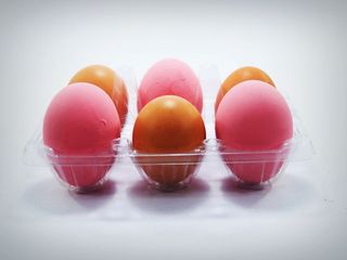 鸡蛋、新鲜、胆固醇、农场、棕色、食品、厨房、干草