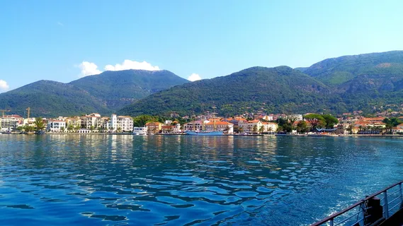 黑山，晚上，2018年8月，山，水，建筑，建筑外观，建筑结构