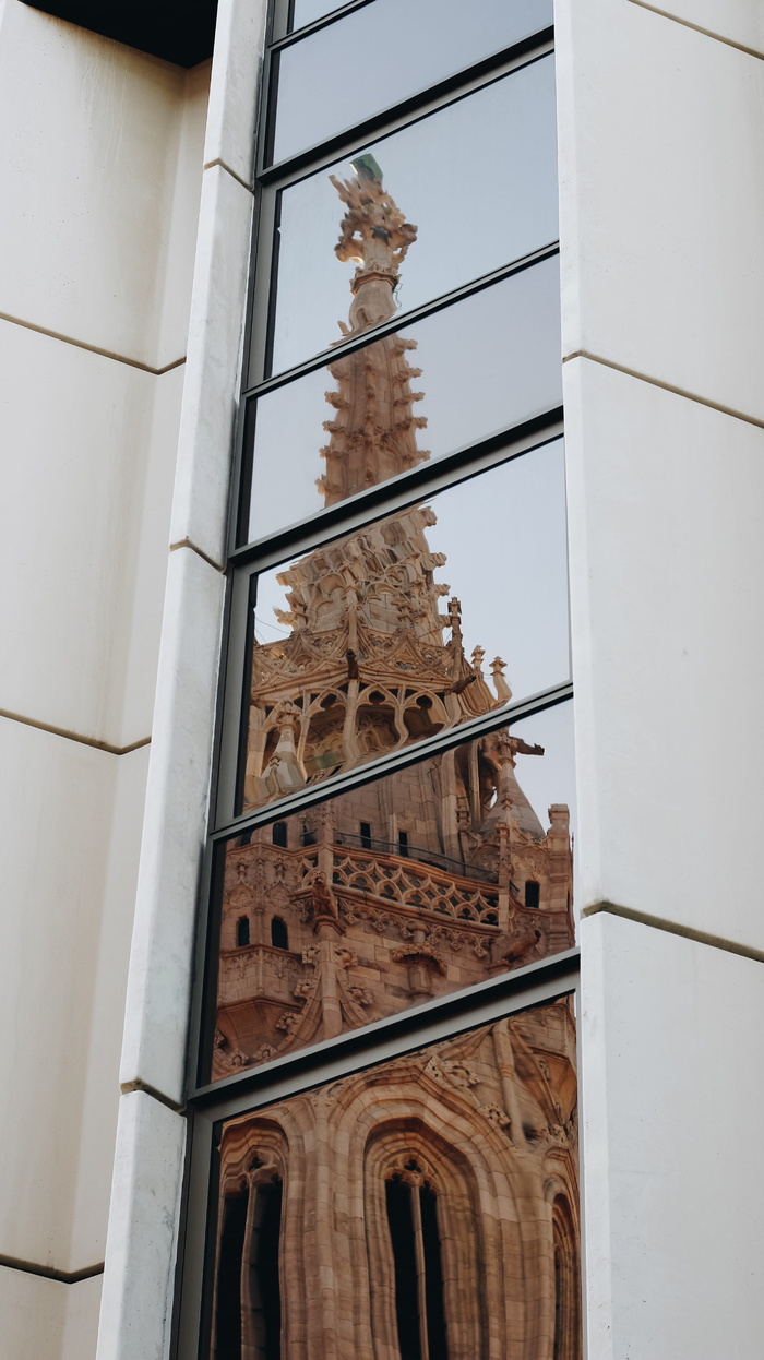 匈牙利、布达佩斯、马提亚斯教堂、倒影、低角度视图、建筑结构、建筑外观