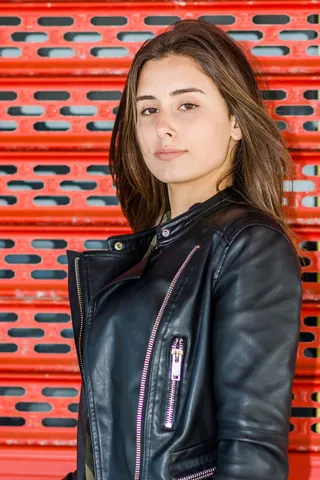 女士，穿着，黑色，皮革拉链夹克，肖像，演员，时尚，成人