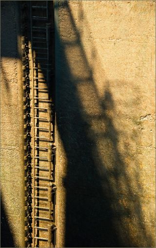 锁, 规模, 阴影, 阳光, 没有人, 一天, 墙体建筑功能, 自然